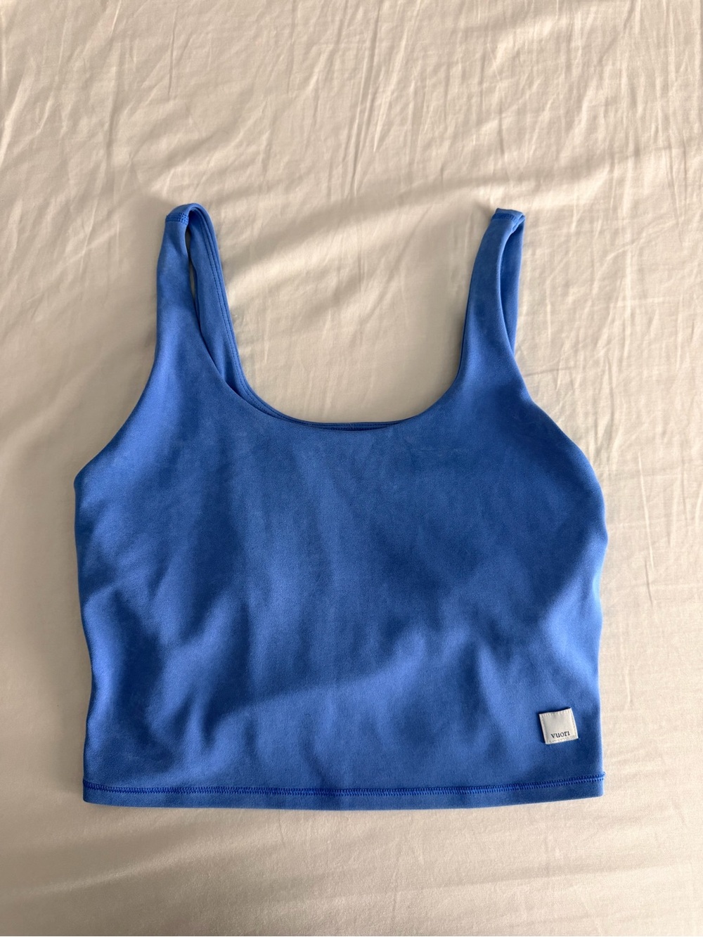 Vouri performance blue tank small